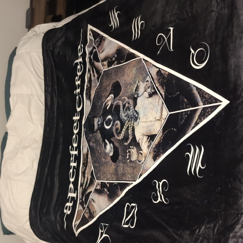 A Perfect Circle APC band merch tour promo Blanket throw fuzz warm Rock Outsider